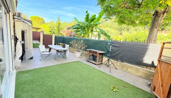 A louer APPARTEMENT T3 54 M2 TERRASSE BORD DE MER CAGNES SUR MER