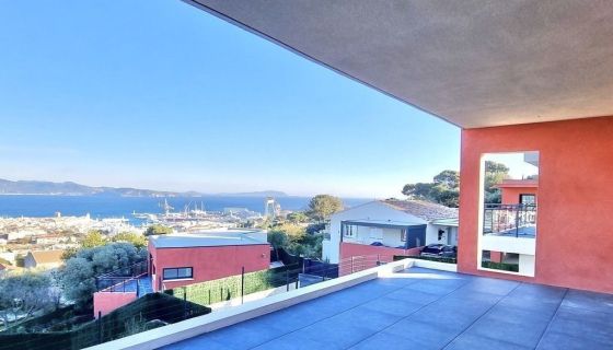 A louer APPARTEMENT DUPLEX T3 116 M2 TERRASSE VUE MER LA CIOTAT