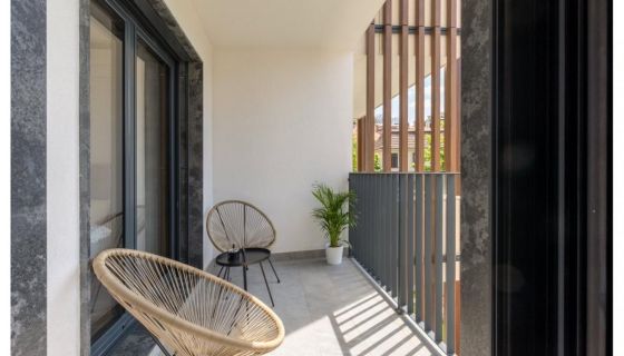 A louer APPARTEMENT NEUF T4 86 M2 TERRASSE BORD DE MER SETE