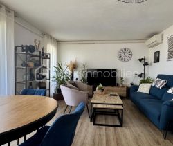 A louer APPARTEMENT T3 73 M2 TERRASSE BORD DE MER VITROLLES