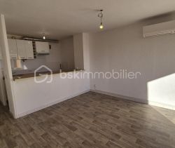 A louer APPARTEMENT NEUF T2 36 M2 TERRASSE PIEDS DANS L'EAU SAINT CYPRIEN