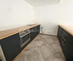 A louer APPARTEMENT DE PRESTIGE NEUF T3 79 M2 TERRASSE  DRAGUIGNAN