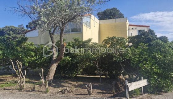 A louer APPARTEMENT T2 28 M2 PIEDS DANS L'EAU LE BARCARES