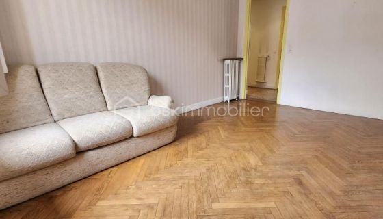 A louer APPARTEMENT T2 49 M2 BORD DE MER NICE