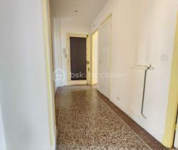 A louer APPARTEMENT T2 49 M2 BORD DE MER NICE