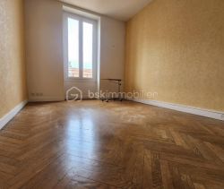 A louer APPARTEMENT T2 49 M2 BORD DE MER NICE