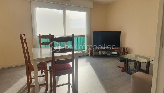 A louer APPARTEMENT T3 70 M2 BORD DE MER SAINT NAZAIRE