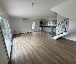 Se vende casa de 5 habitaciones, 105 m², Ribaute-les-Tavernes
