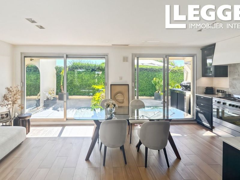 A louer STUDIO  51 M2 TERRASSE VUE MER NICE