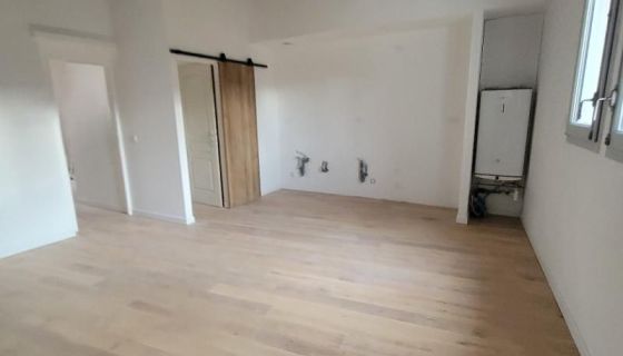 A louer APPARTEMENT T2 48 M2  PEZENAS