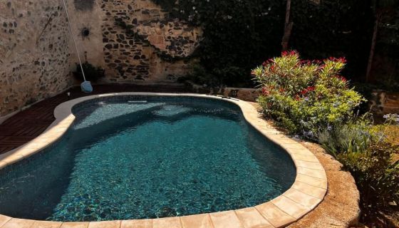 A louer MAISON  DE MAîTRE  CAUX