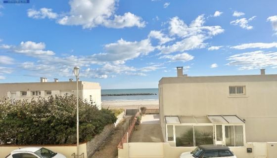 A louer APPARTEMENT T3 68 M2 PIEDS DANS L'EAU VALRAS PLAGE