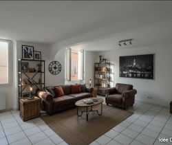 A louer APPARTEMENT T4 90 M2  VARAGES