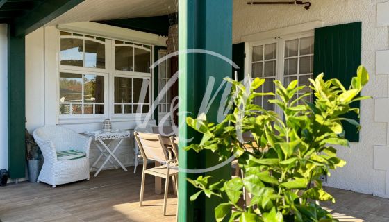 A vendre BELLE MAISON Arcachonnaise 4 PIECES BORD DE MER Andernos-les-Bains