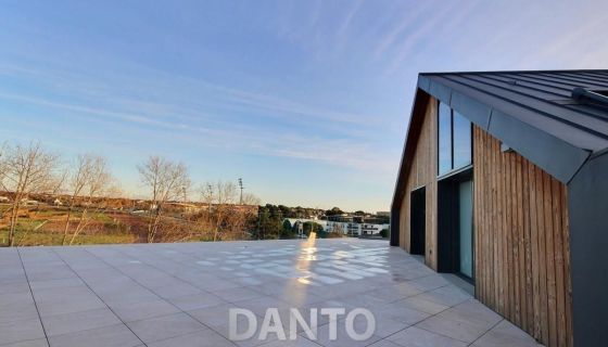 A louer PENTHOUSE DE PRESTIGE NEUF T5 152 M2 TERRASSE PLAGE à PIED PORNICHET