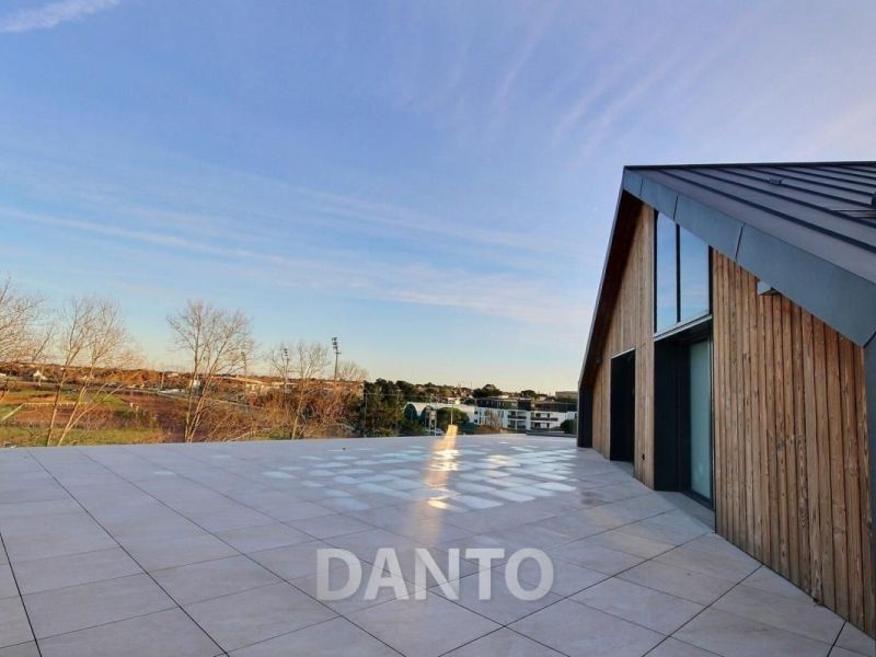 A louer PENTHOUSE DE PRESTIGE NEUF T5 152 M2 TERRASSE PLAGE à PIED PORNICHET