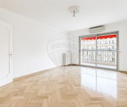 A louer APPARTEMENT T2 50 M2 TERRASSE BORD DE MER NICE