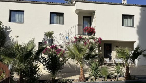 A louer MAISON  CONTEMPORAINE  DRAGUIGNAN centre ville, gare, magasins