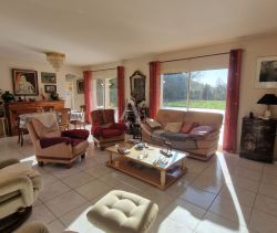 A louer MAISON  5 PIECES 125 M2 BORD DE MER TALMONT SAINT HILAIRE