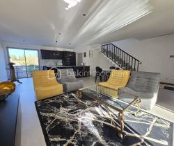 A louer MAISON  CONTEMPORAINE BORD DE MER PUGET SUR ARGENS