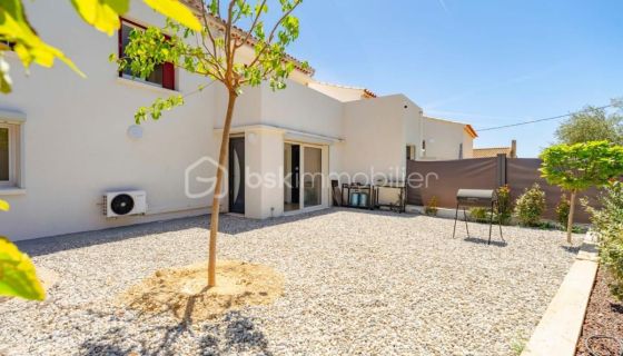 A louer APPARTEMENT T3 83 M2 PLAGE à PIED SIX FOURS LES PLAGES