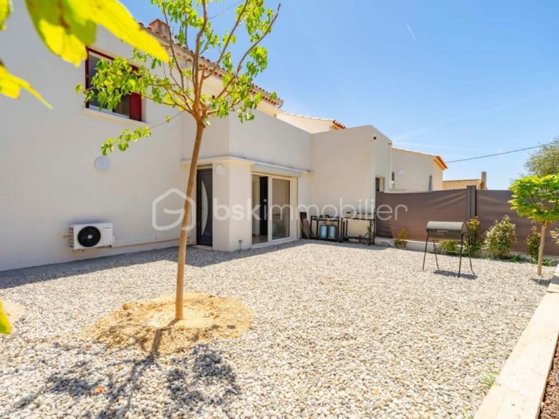 A louer APPARTEMENT T3 83 M2 PLAGE à PIED SIX FOURS LES PLAGES