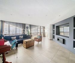 A vendre LOFT  74 M2 TERRASSE BORD DE MER LA GRANDE MOTTE