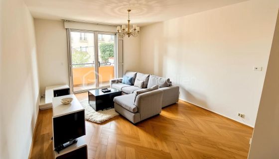 A louer APPARTEMENT T3 60 M2 BORD DE MER SIX FOURS LES PLAGES