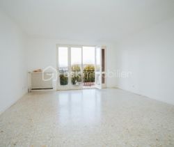 A louer APPARTEMENT T3 80 M2  PERPIGNAN