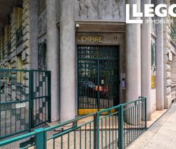 A louer APPARTEMENT DE PRESTIGE T2 56 M2 BORD DE MER NICE