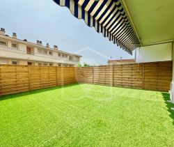 A louer APPARTEMENT NEUF T2 48 M2 TERRASSE BORD DE MER CANNES