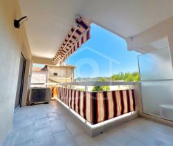A louer APPARTEMENT T3 72 M2 TERRASSE BORD DE MER VALLAURIS
