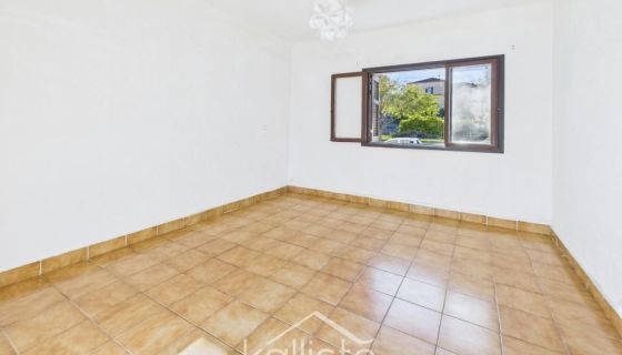 A louer APPARTEMENT T3 56 M2 BORD DE MER AJACCIO