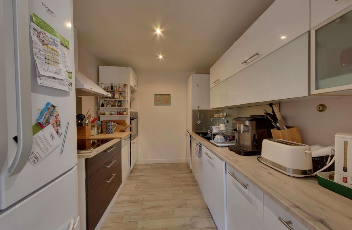 9ef3987ed428642943b642db347d9989