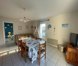 A vendre MAISON  5 PIECES 83 M2 BORD DE MER SAINT VINCENT SUR JARD