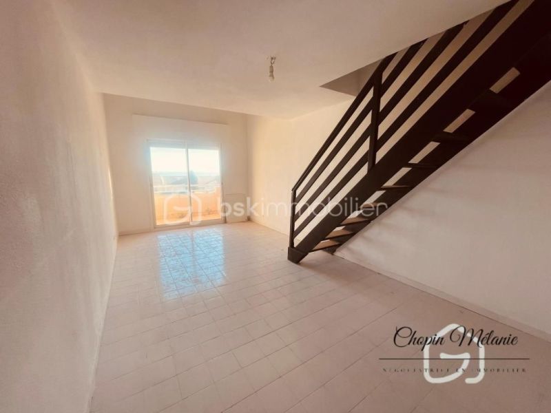 A louer APPARTEMENT DUPLEX T4 61 M2 PIEDS DANS L'EAU VALRAS PLAGE