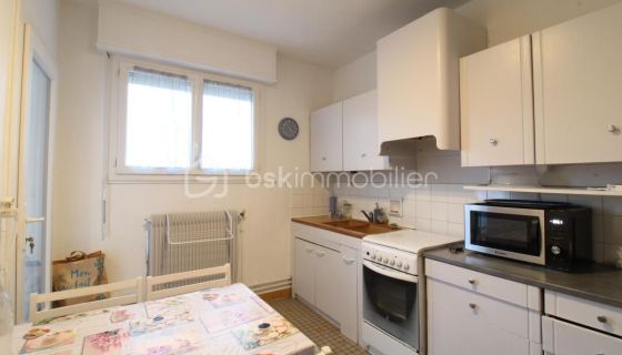 A louer APPARTEMENT T4 84 M2 BORD DE MER PARENTIS EN BORN