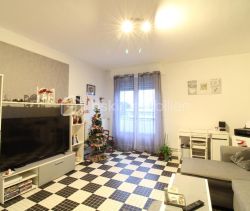 A louer APPARTEMENT T4 84 M2 BORD DE MER PARENTIS EN BORN