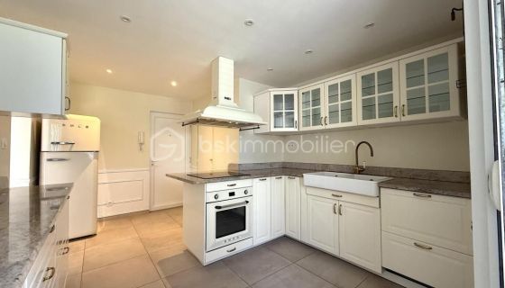 A louer APPARTEMENT T4 61 M2 TERRASSE BORD DE MER SETE