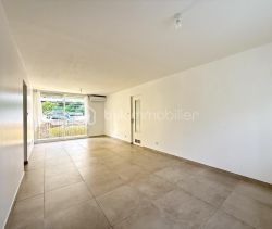 For rent: 4-room apartment, 61 m², terrace, seaside, Sète