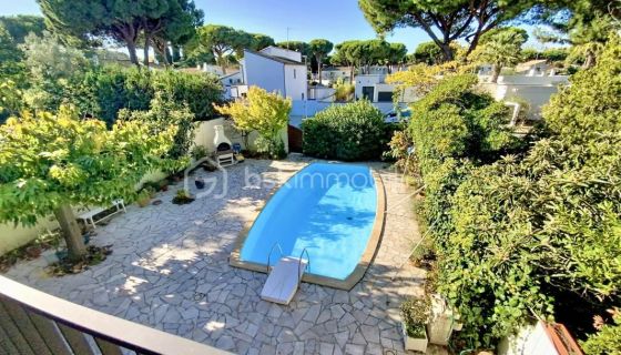 For sale: 4-room house, 108 m², seafront, La Grande Motte