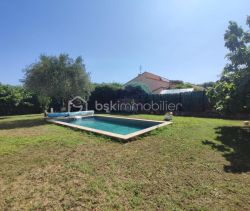 En venta: casa de 7 habitaciones, 117 m², Bagnols-sur-Cèze