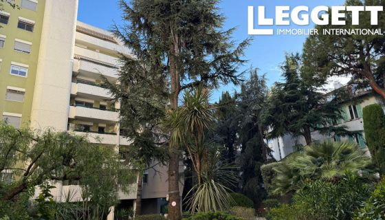 For rent: 2-bedroom apartment, 70 m², terrace, seaside, Nice