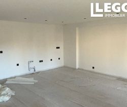 For rent: 2-bedroom apartment, 70 m², terrace, seaside, Nice