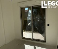 For rent: 4-room apartment, 62 m², beachfront, Nice