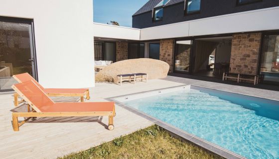 vente Villa avec piscine et plage à pieds à Ploumanac'h