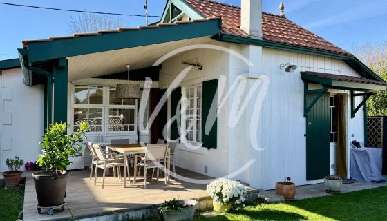 A vendre VILLA Arcachonnaise de charme 65 M&sup2; PROCHE CENTRE VILLE Andernos-les-Bains