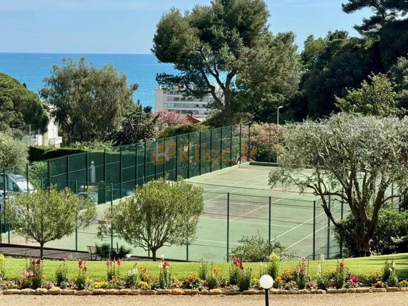 A vendre APPARTEMENT T2 53 M&sup2; CROIX DES GARDES CANNES