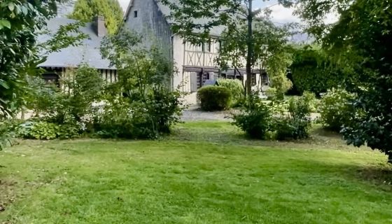 A vendre Maison normande 193 M&sup2; AVEC DEPENDANCES Veules-les-Roses