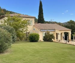 For sale: 6-room house, 126 m², Taradeau